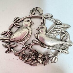 Vintage 1990s Seagull pewter Bird Pendant Necklace
